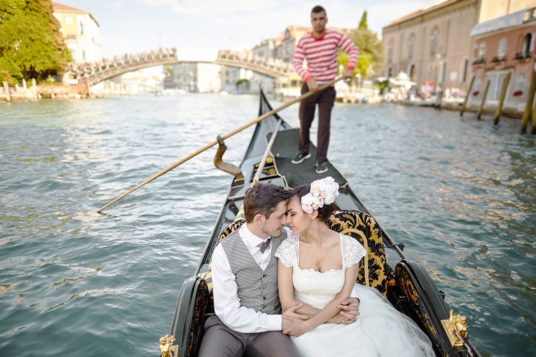 Couple Boating on Wedding Photo Retouching Before