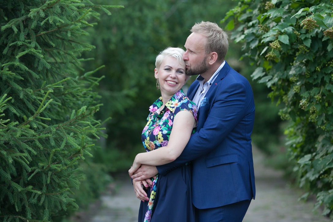 Couple on Wedding Photo retouching 1 before