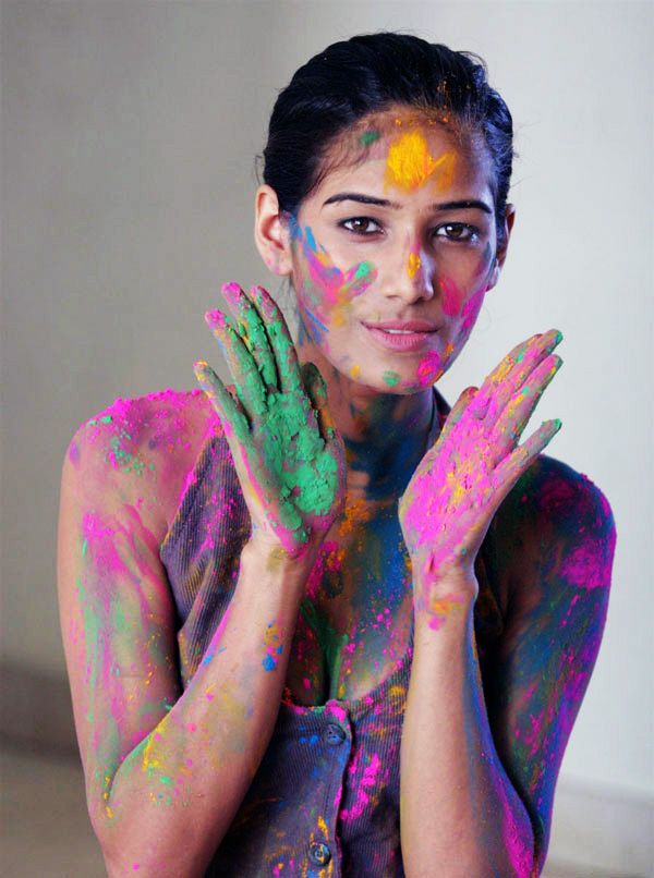 Holi Photography for your inspiration-15-Poonam-Pandey-HOT