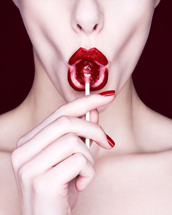 8-Lips-candy-photography-by-steve-karaitt