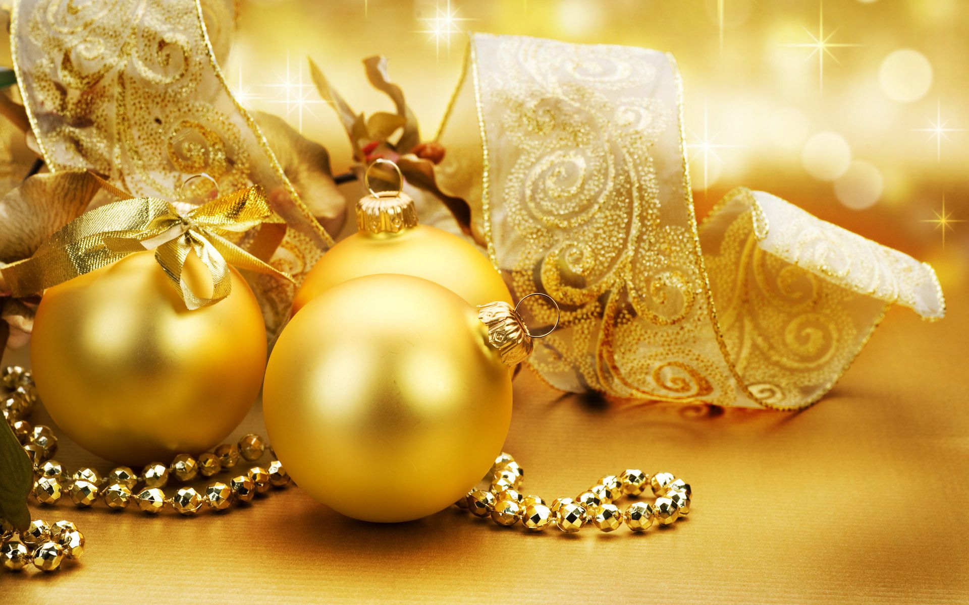 Golden-Christmas-ornaments-christmas-22229806-1920-1200