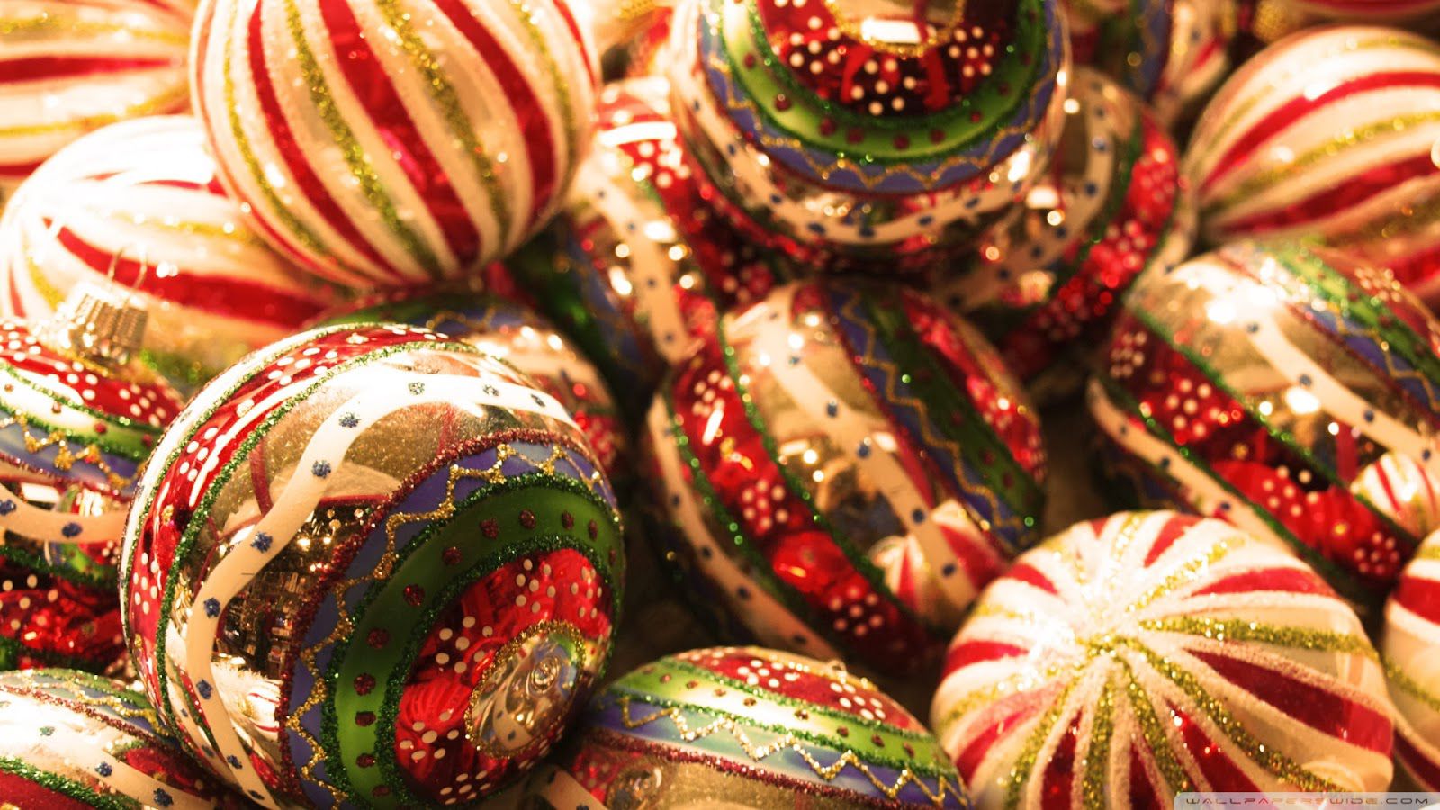 colorful_christmas_balls-wallpaper-1920x1080