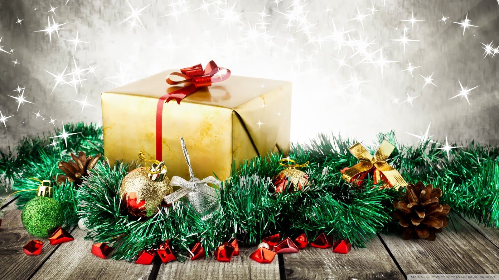 wrapped_christmas_present-wallpaper-1920x1080