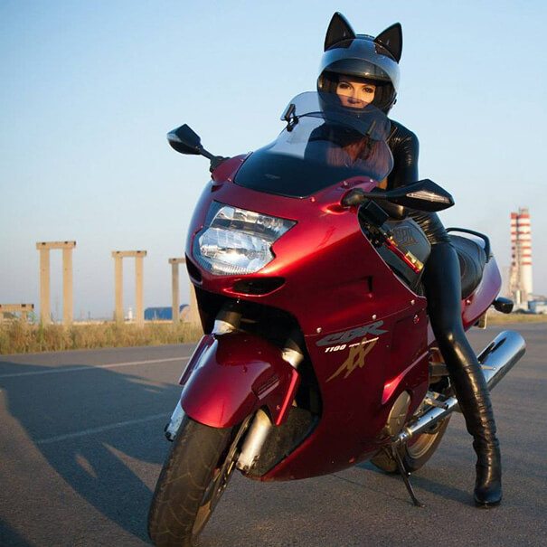 cat-ear-helmets-motorcycle-neko-nitrinos-motostudio-7