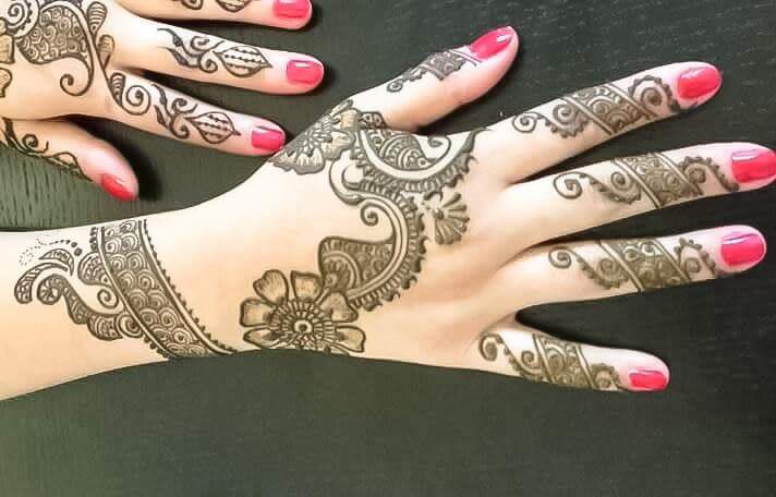 80+ Beautiful, Simple Mehndi Designs for festive look | Page 2 of 3 ...