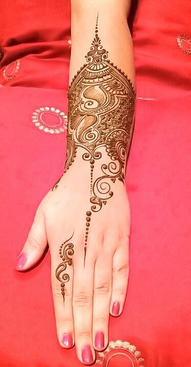 Magnificent and easy henna Mehndi designs for an ultimate festive look47