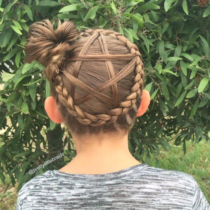 Shelley Gifford creates intricate hairstyles on her daughter Grace’s hair every morning before school-07