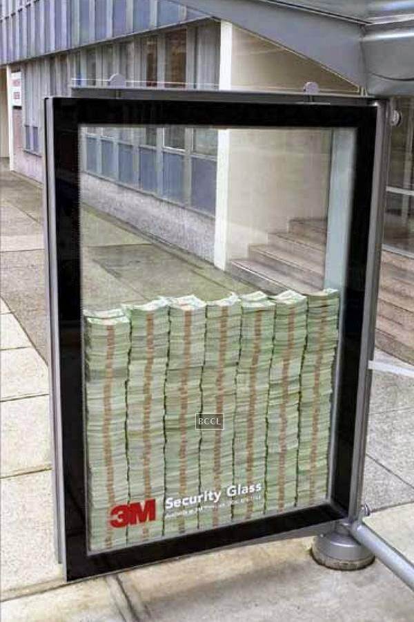 3M-Companys-security-glass-advertisement-showcases