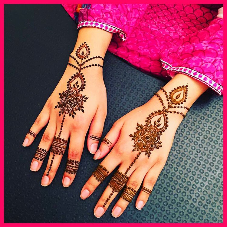 Arabic mehndi design hi-res stock photography and images - Alamy