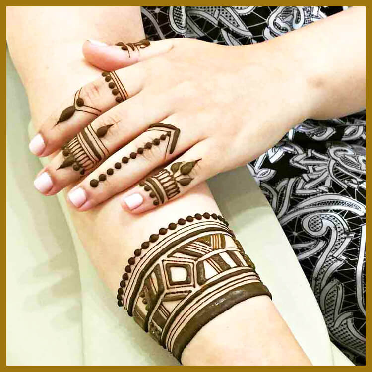 Latest Arabic Finger Mehandi Designs (मेहंदी डिजाइन)